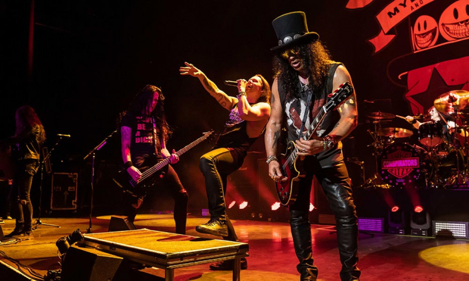 Slash & Myles Kennedy and The Conspirators at Durham Performing Arts Center